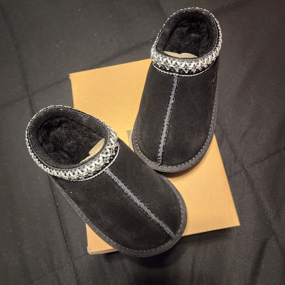 UGG TASMAN  Black and Gray Kids